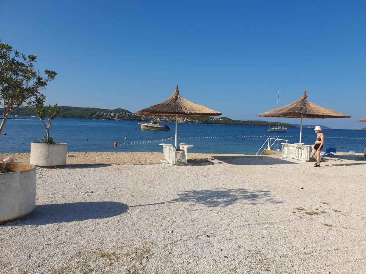 Apartment Lana Trogir Luaran gambar